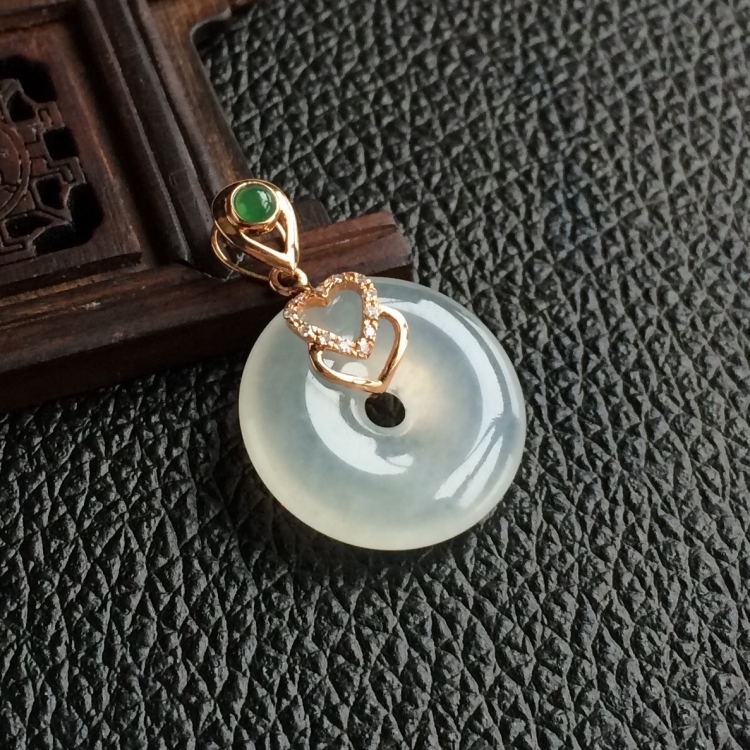 (超值推荐)冰种淡晴水平安扣挂件(金扣)