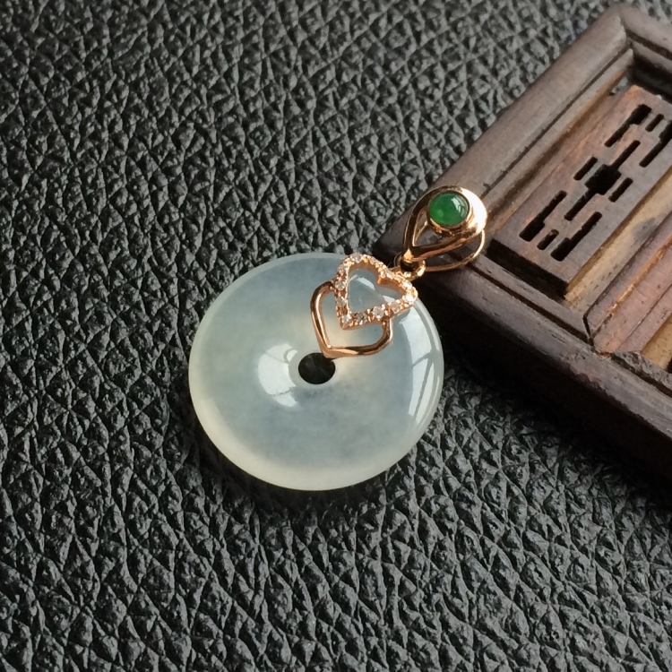 (超值推荐)冰种淡晴水平安扣挂件(金扣)