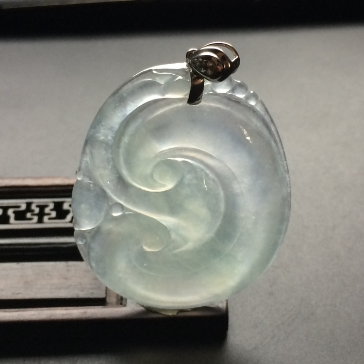 （超值推荐）冰种淡晴水如意挂件（金扣）
