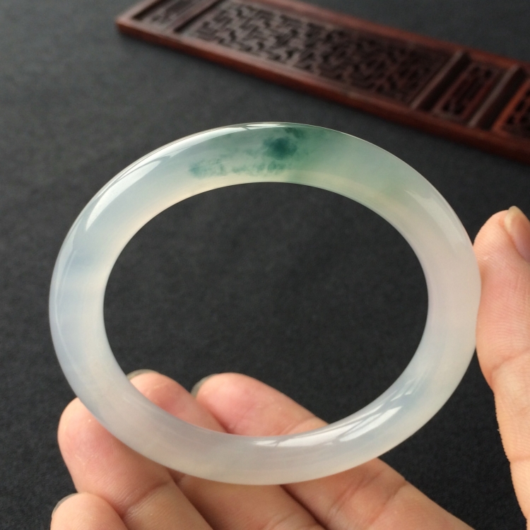 (超值推荐)冰种飘花圆条手镯(55.7mm)