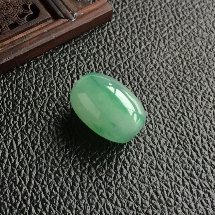 (超值推荐)糯冰种飘绿花路路通挂件