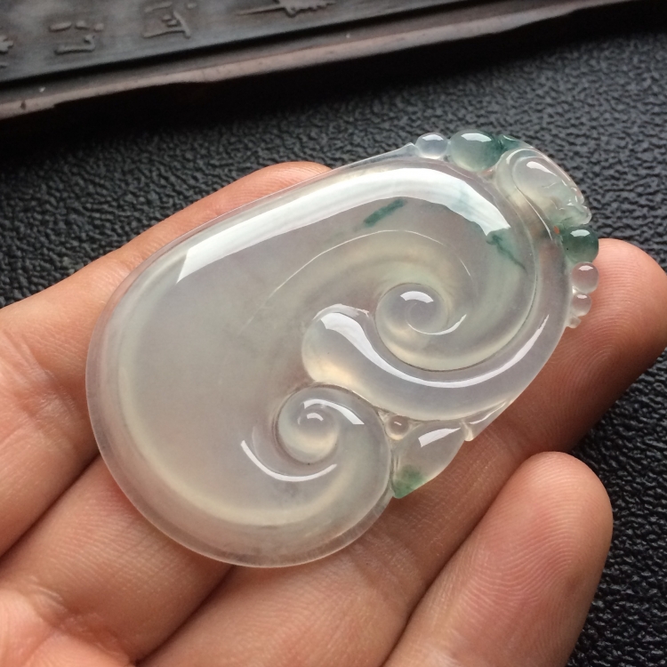 （超值推荐）冰种飘花如意挂件