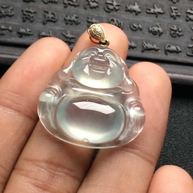 （超值推荐）冰玻种淡晴水玉佛挂件（金扣）
