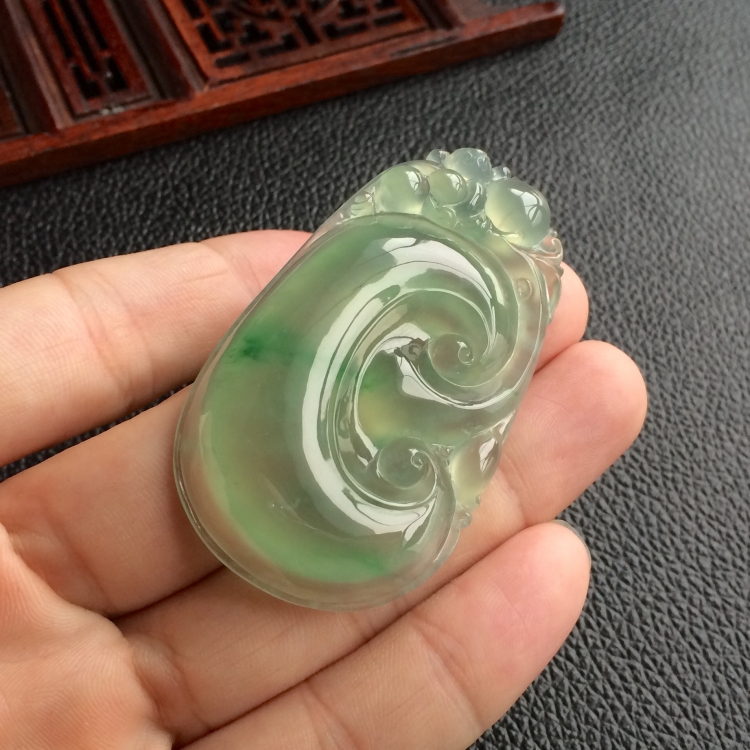 (超值推荐)冰种晴水飘花如意挂件