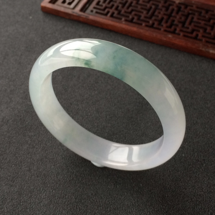 (超值推荐)冰种飘花手镯(56mm)