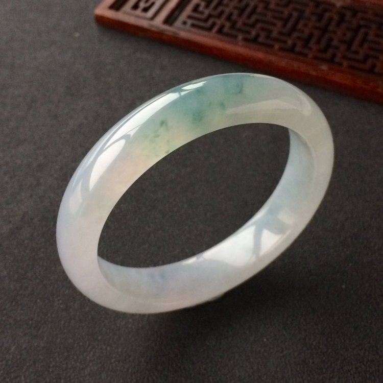 (超值推荐)冰种飘花手镯(56mm)