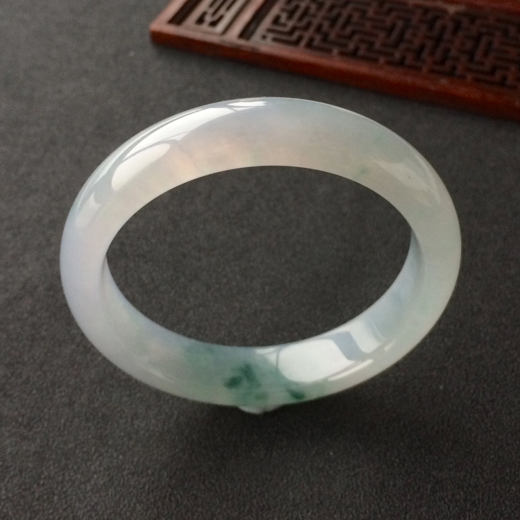 (超值推荐)冰种飘花手镯(56mm)