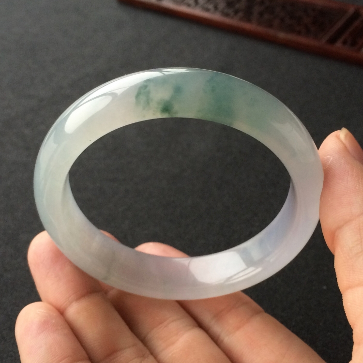 (超值推荐)冰种飘花手镯(56mm)