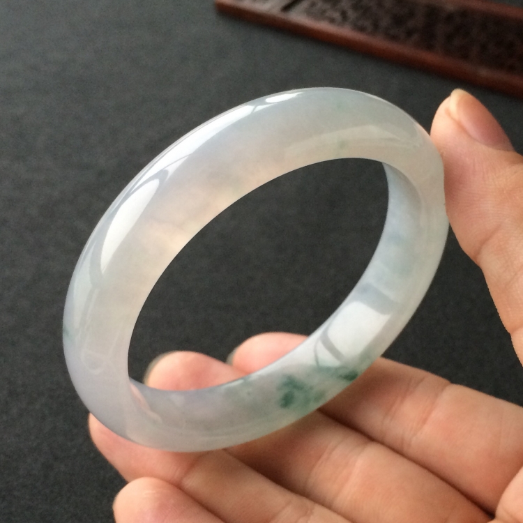 (超值推荐)冰种飘花手镯(56mm)