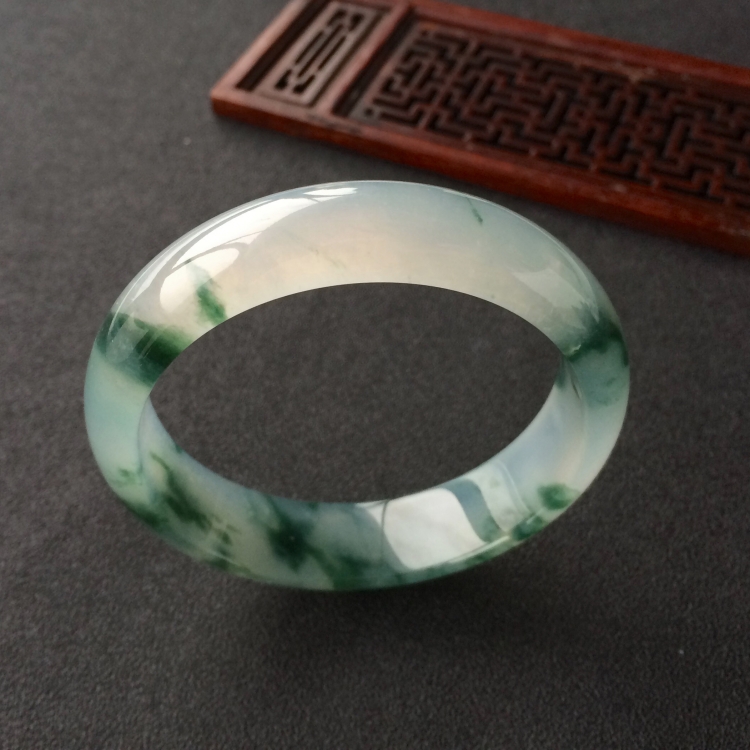 (超值推荐)冰种飘花手镯(57.1mm)