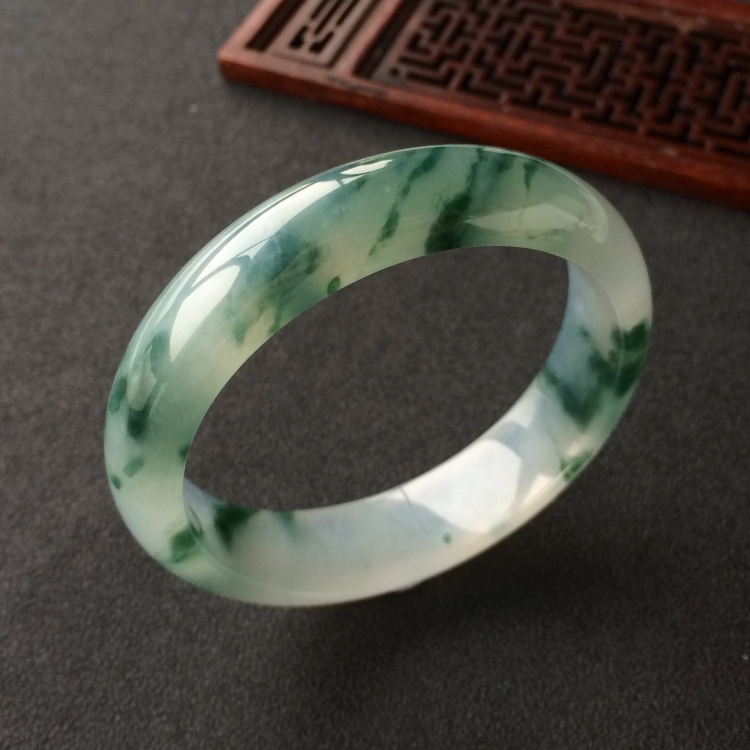 (超值推荐)冰种飘花手镯(57.1mm)