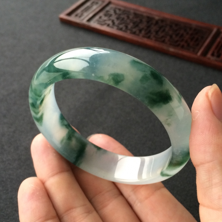 (超值推荐)冰种飘花手镯(57.1mm)