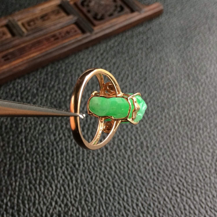 (超值推荐)糯冰种飘翠镶玫瑰金貔貅戒指