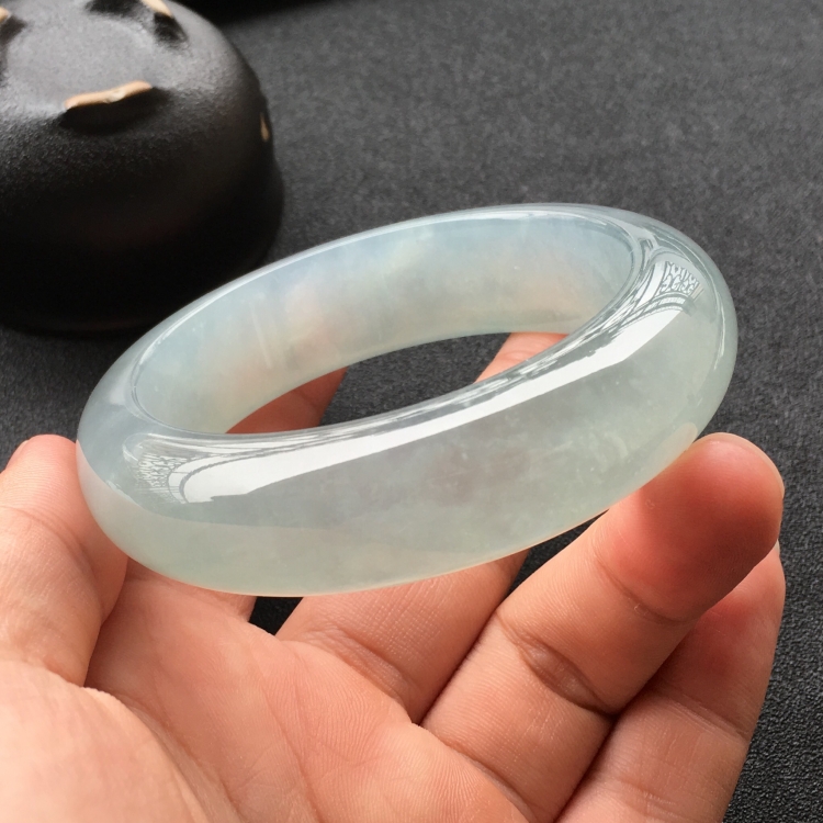 (超值推荐)冰种晴水手镯(56.6mm)