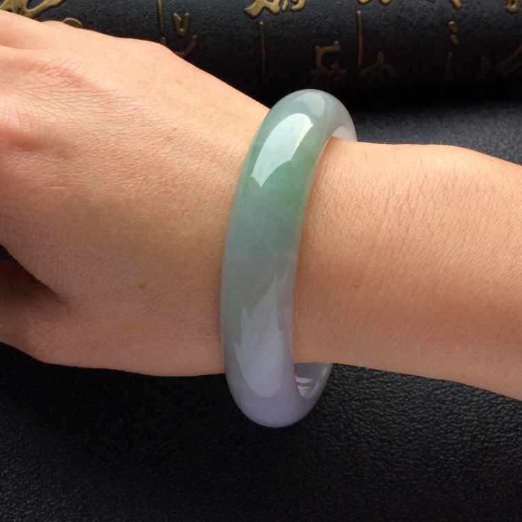 （超值推荐）糯冰种晴水手镯（56mm）