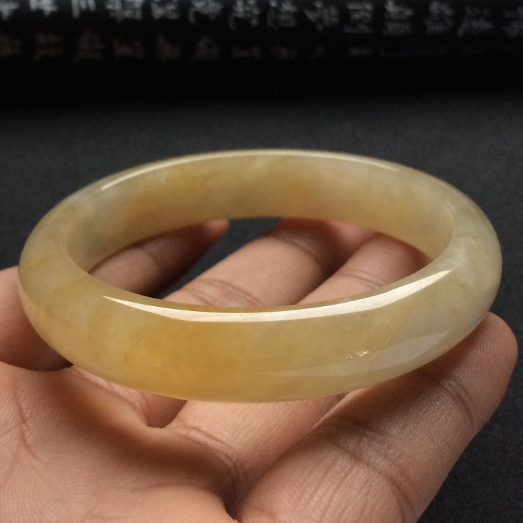 （超值推荐）糯冰种黄翡手镯（54.7mm）