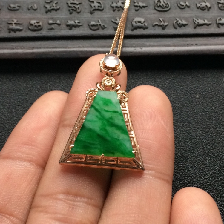 （超值推荐）糯冰种飘翠镶玫瑰金钻石胸坠