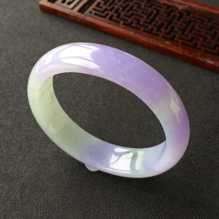 (超值推荐)糯冰种紫罗兰略飘花贵妃镯(55.3mm-51.2mm)
