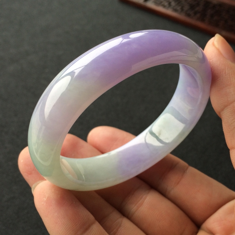 (超值推荐)糯冰种紫罗兰略飘花贵妃镯(55.3mm-51.2mm)