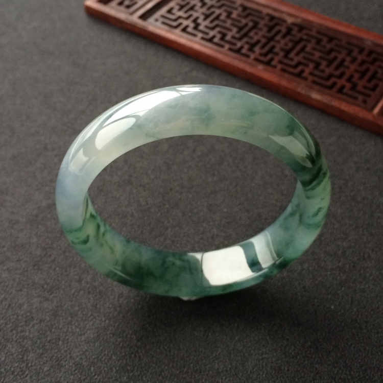 (超值推荐)冰种飘花手镯(57.5mm)