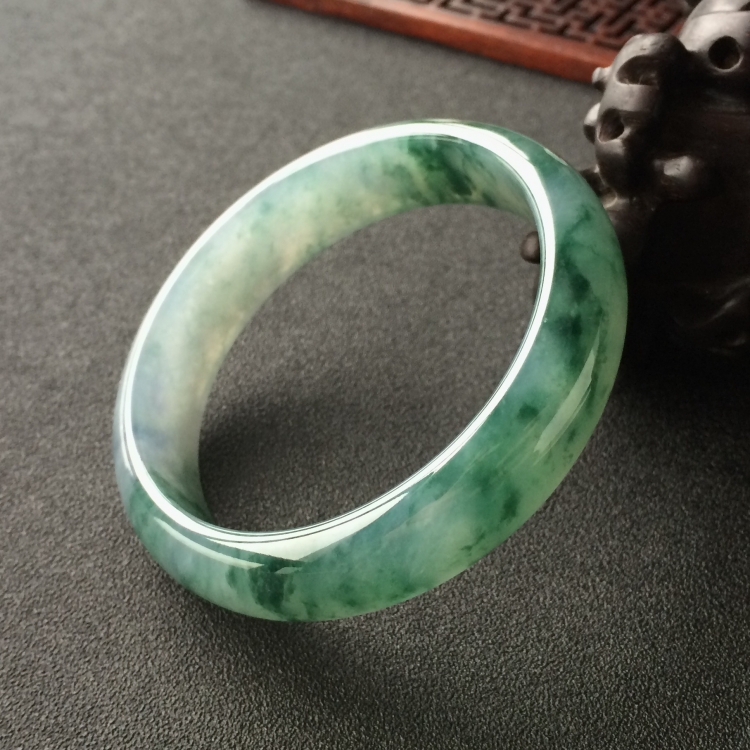(超值推荐)冰种飘花手镯(57.5mm)