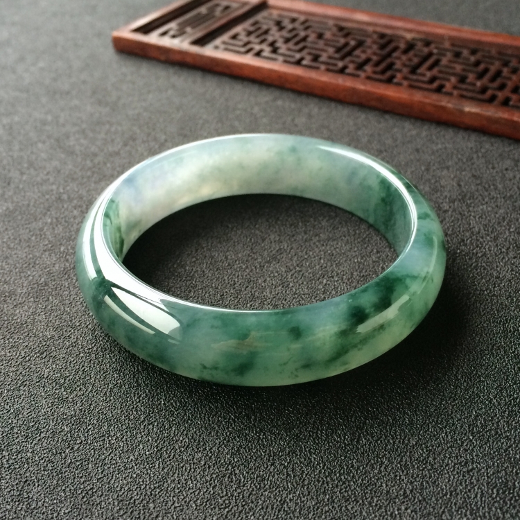 (超值推荐)冰种飘花手镯(57.5mm)