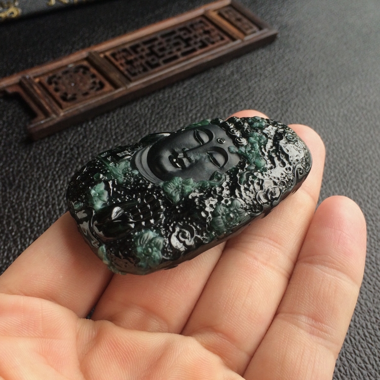 (超值推荐)糯冰种墨翠大日如来挂件