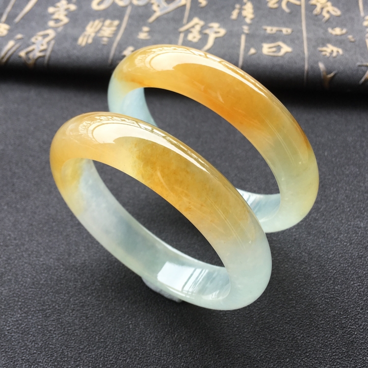 (超值推荐)冰种黄翡手镯一对(55.8mm/56.5mm)