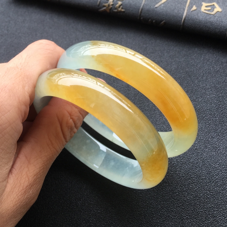 (超值推荐)冰种黄翡手镯一对(55.8mm/56.5mm)
