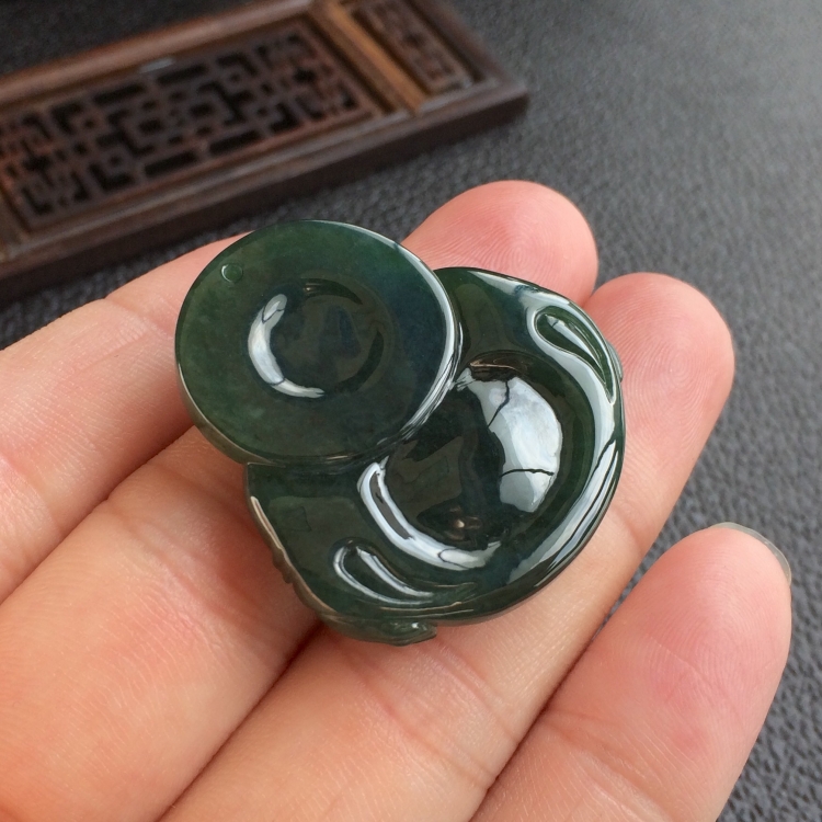 (超值推荐)糯冰种蓝水佛公挂件