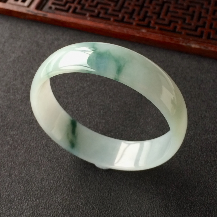 (超值推荐)糯冰种飘花手镯(51.7mm)