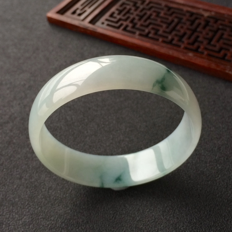 (超值推荐)糯冰种飘花手镯(51.7mm)