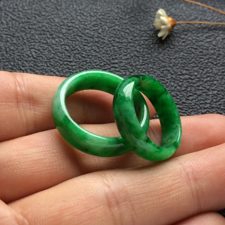 （超值推荐）糯冰种癣加绿指环（单价）