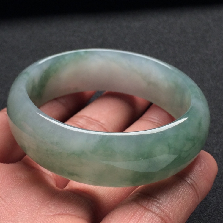 （超值推荐）糯冰 种飘花贵妃手镯（53.3mm-48.5mm）