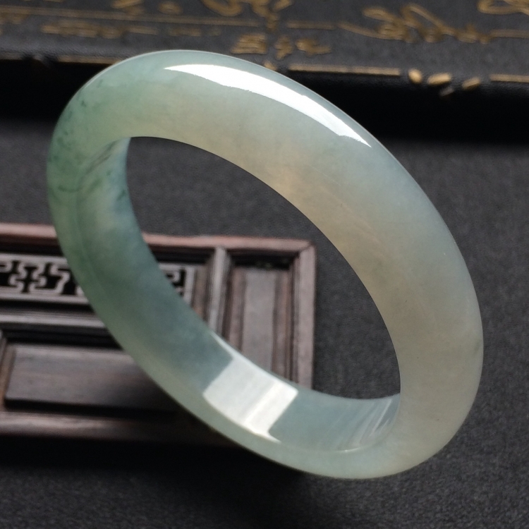 （超值推荐）冰种飘花手镯（54.1mm）