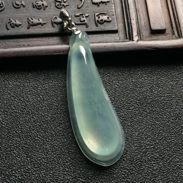 （超值推荐）冰种晴水福瓜挂件（金扣）
