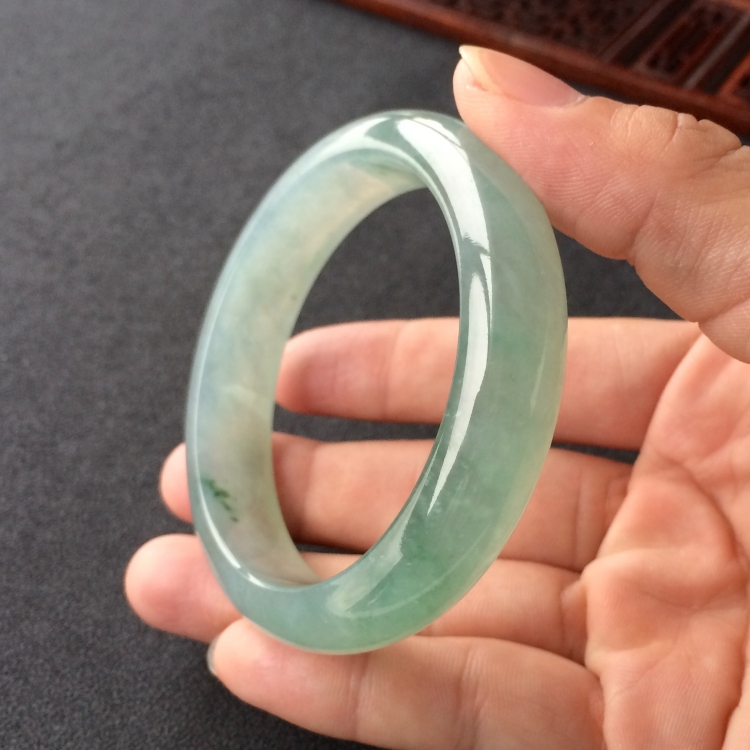 (超值推荐)冰种晴水飘花手镯(57.4mm)