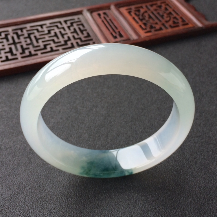 (超值推荐)冰种飘花手镯(58mm)