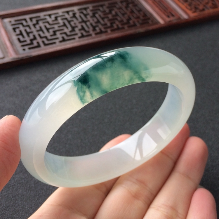 (超值推荐)冰种飘花手镯(58mm)