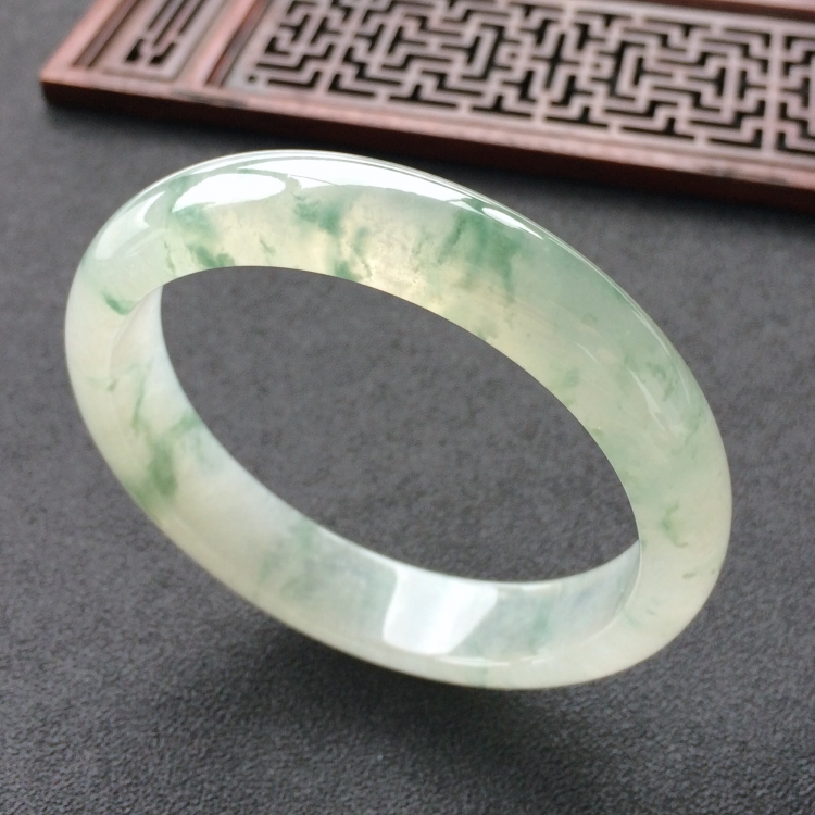 (超值推荐)冰种飘花手镯(57.4mm)
