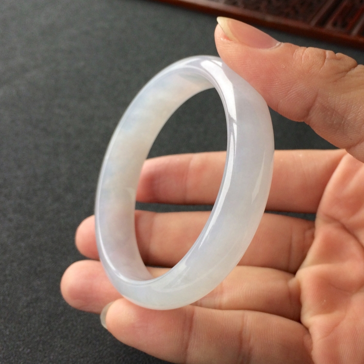 (超值推荐)糯冰种淡紫罗兰手镯(55.8mm)