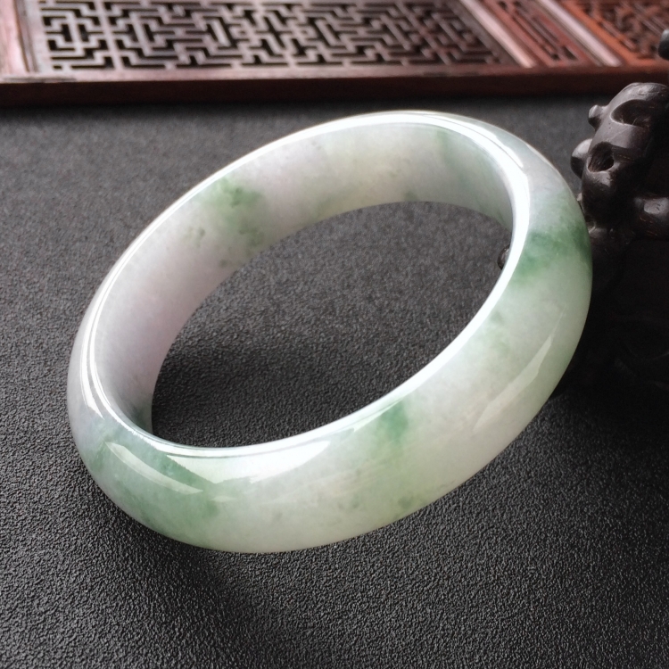 (超值推荐)糯冰种飘花手镯(57.8mm)