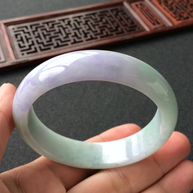 (超值推荐)糯冰种晴水紫罗兰手镯(58.2mm)
