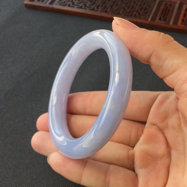 (超值推荐)糯冰种紫罗兰圆条手镯(55.6mm)