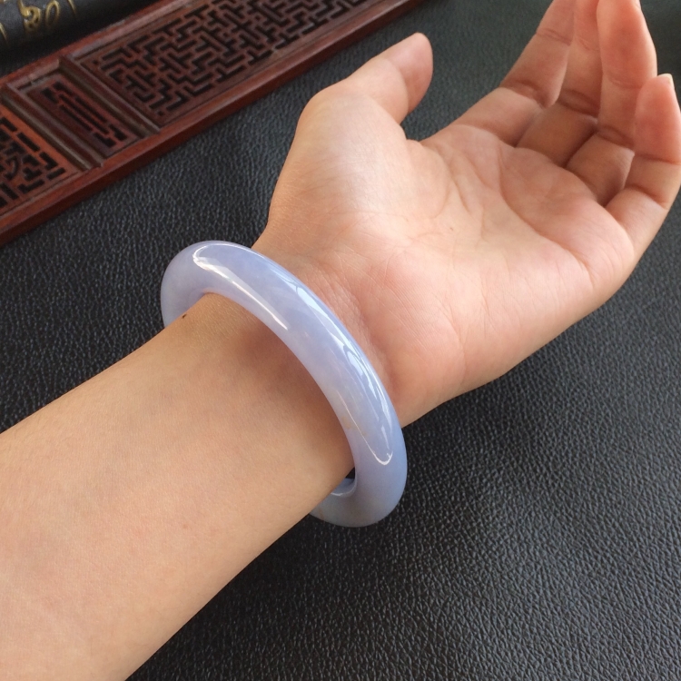(超值推荐)糯冰种紫罗兰圆条手镯(55.6mm)