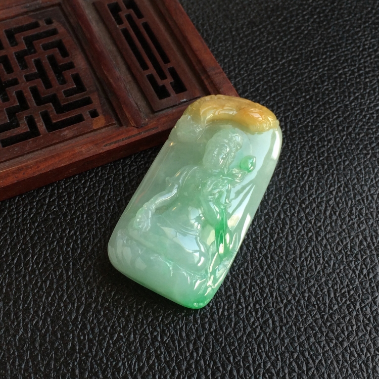 (超值推荐)糯冰种黄加绿凤凰观音挂件