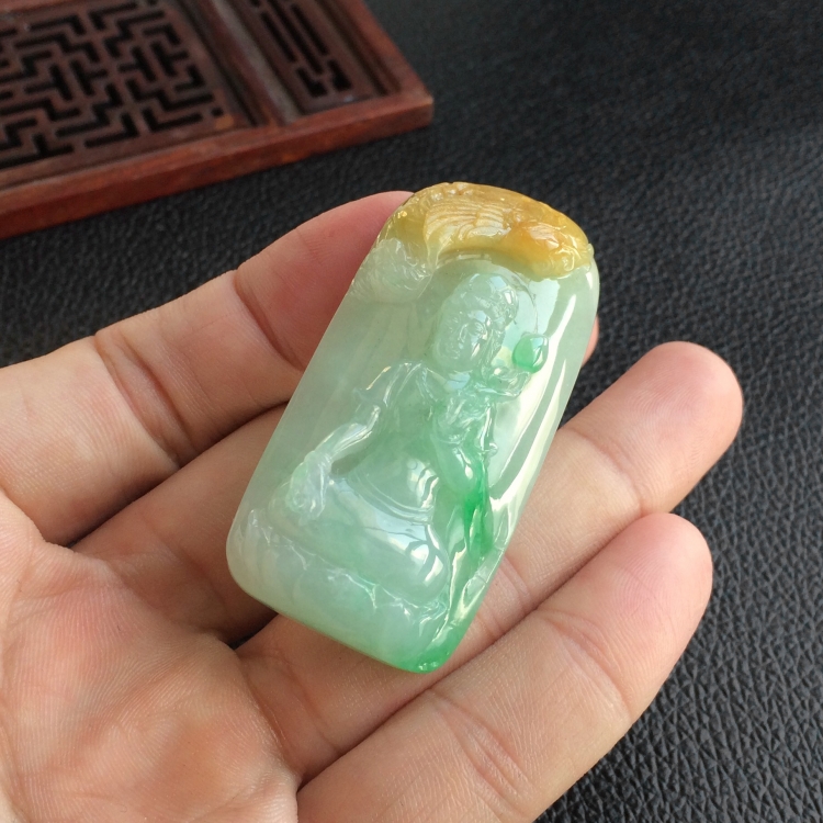 (超值推荐)糯冰种黄加绿凤凰观音挂件