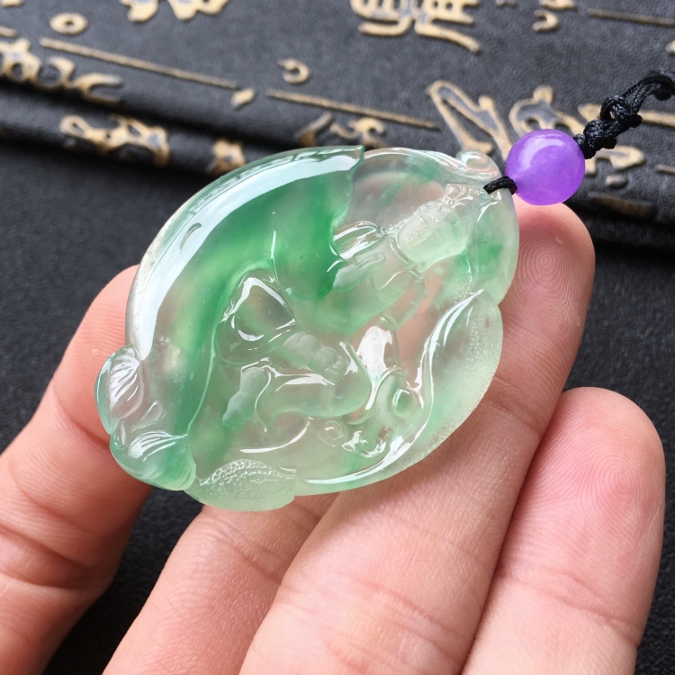 (超值推荐)冰种飘翠自在观音挂件