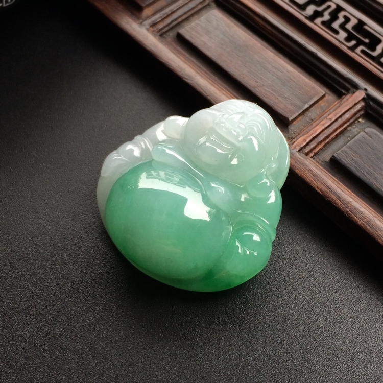 （超值推荐）糯冰种飘翠玉佛挂件