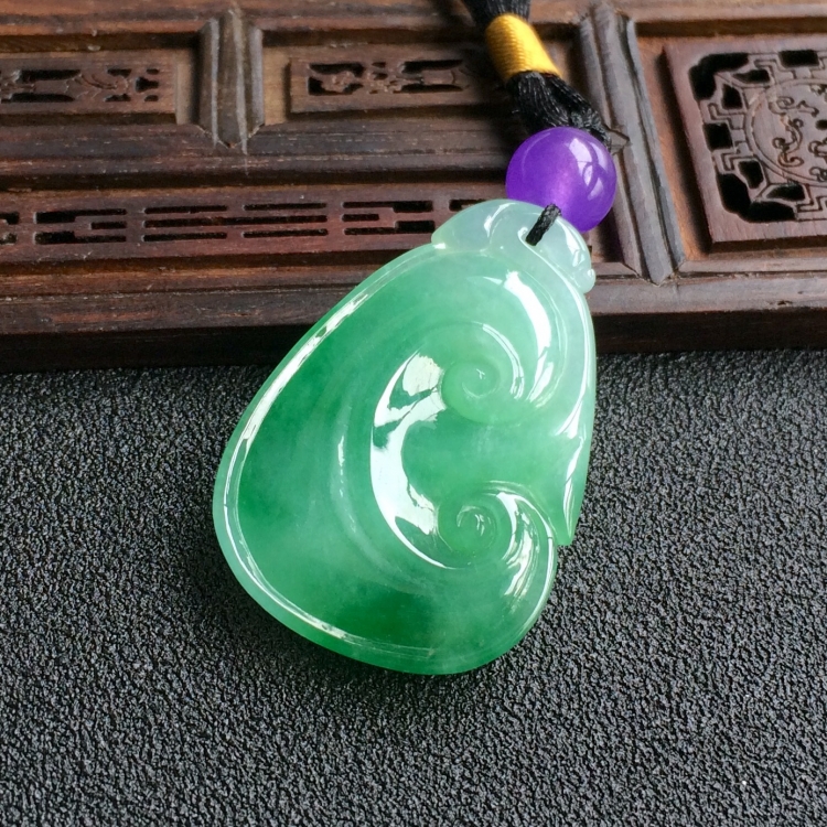 (超值推荐)糯冰种飘翠如意挂件
